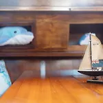 Aloha Jak\'S Boat